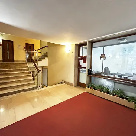 Appartamento Cozy Flat With Terrace
