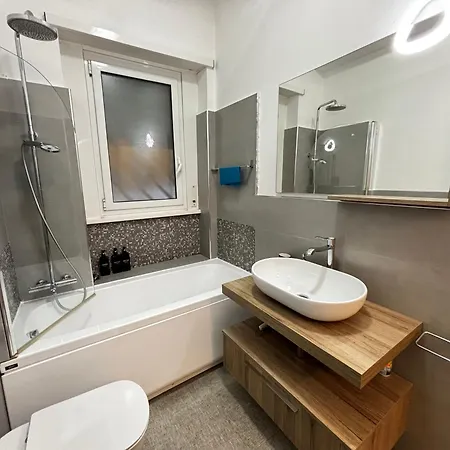 Cozy Flat With Terrace רומא