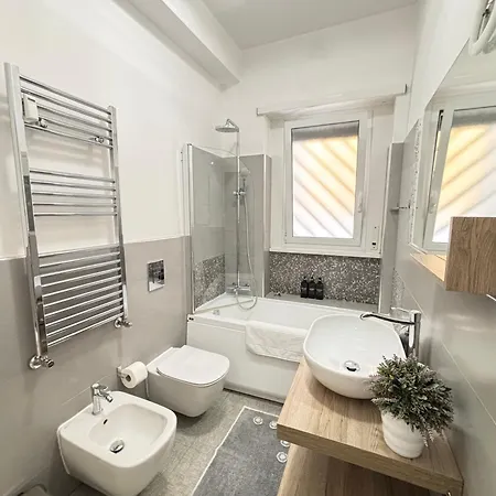 Cozy Flat With Terrace 罗马