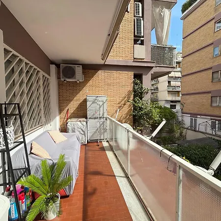 Cozy Flat With Terrace Apartment *