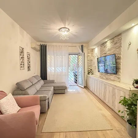 Cozy Flat With Terrace *